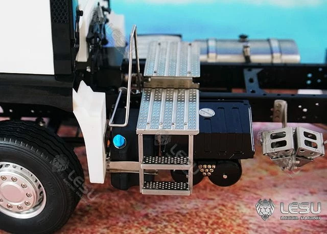 Lesu 1:14 4x2 MAN Sattelzugmaschine 9 Lesu 1:14 4x2 MAN Sattelzugmaschine – Bild 9