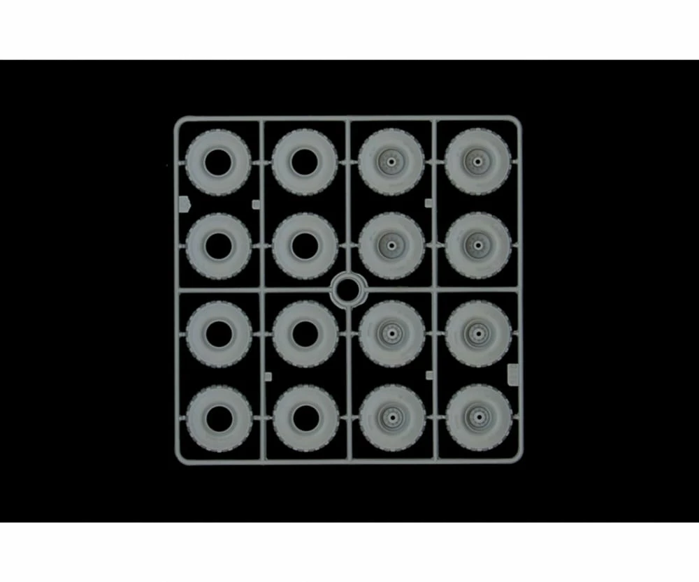 Italeri 1:35 HEMTT Gun Truck 10 Italeri 1:35 HEMTT Gun Truck – Bild 10