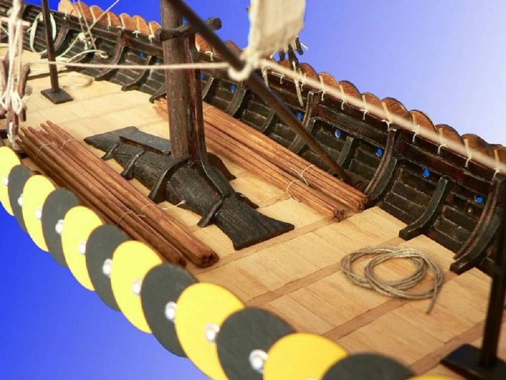 Krick Dusek Gokstad Wikingerschiff 7 Jh. 1:35 Holz Baukasten 2 Krick Dusek Gokstad Wikingerschiff 7 Jh. 1:35 Holz Baukasten – Bild 2