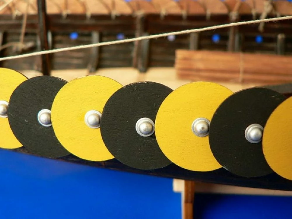 Krick Dusek Gokstad Wikingerschiff 7 Jh. 1:35 Holz Baukasten 6 Krick Dusek Gokstad Wikingerschiff 7 Jh. 1:35 Holz Baukasten – Bild 6